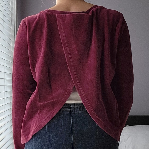 VS velour open back sweatshirt - Picture 2 of 6